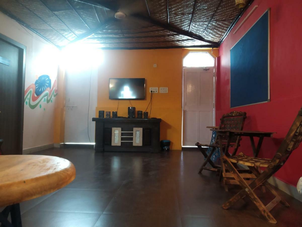Bunk Hostel Delhi New Delhi Eksteriør billede