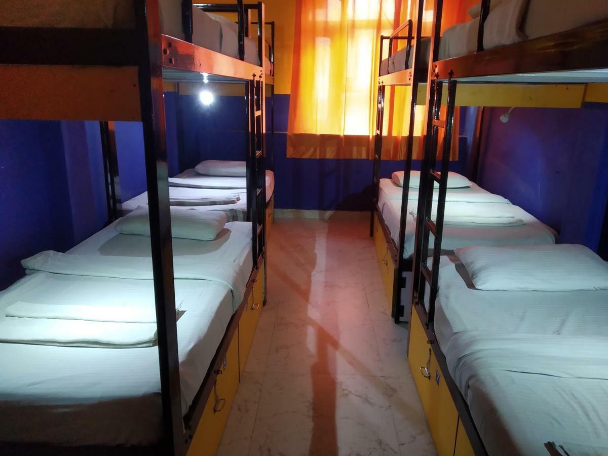 Bunk Hostel Delhi New Delhi Eksteriør billede