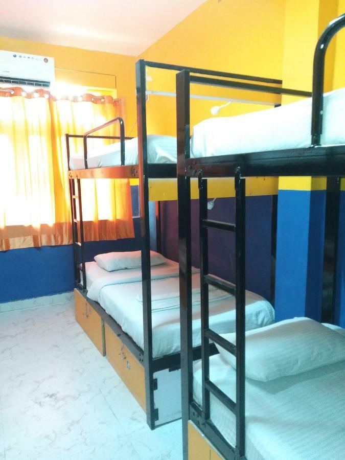 Bunk Hostel Delhi New Delhi Eksteriør billede